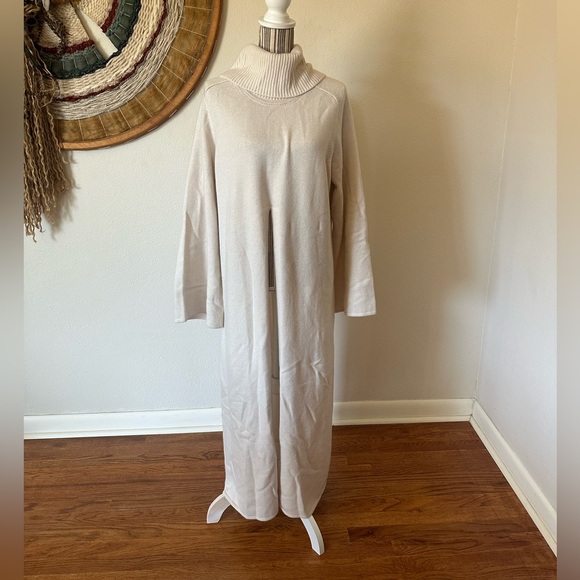 Athleta Alicia Keys Free To Roam Cream Turtleneck Sweater Oversize Cashmere M - Picture 4 of 14